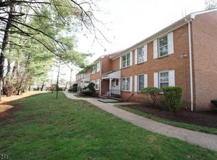 45 Briarwood Path #45, Clark, NJ 07066