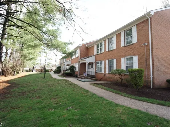 45 Briarwood Path #45, Clark Twp., NJ 07066