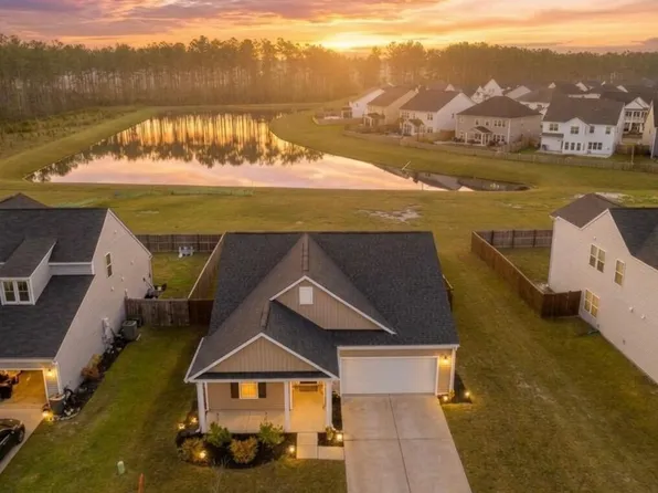 271 Lucca Dr, Summerville, SC 29486