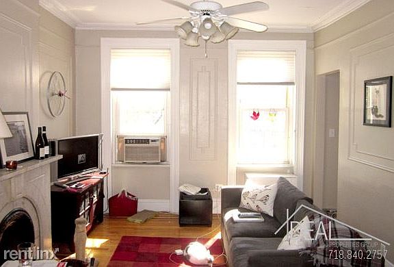 5th image of 328 Degraw St