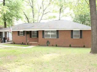 314 Wildwood Cir, Americus, GA 31709