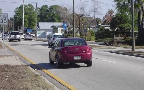 5th image of 118 N Brevard Ave