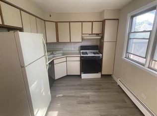 1322 W Lunt Ave #306, Chicago, IL 60626