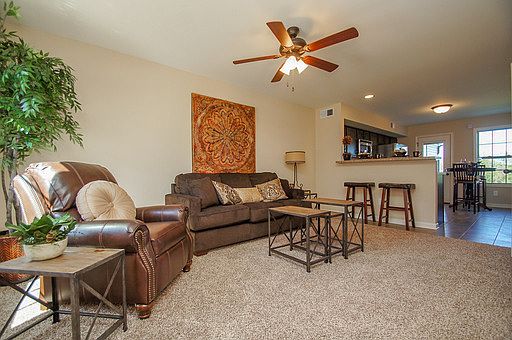 3rd image of 150 Fairview Ln