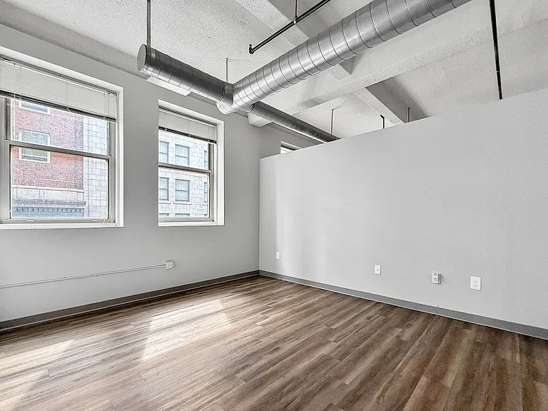 Library Lofts — Photo 17