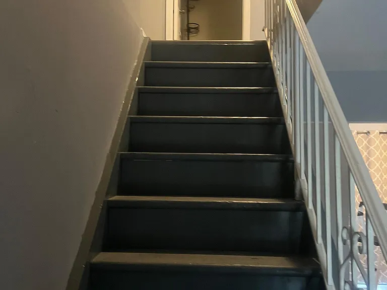 1811 Hanover Ln — Photo 14