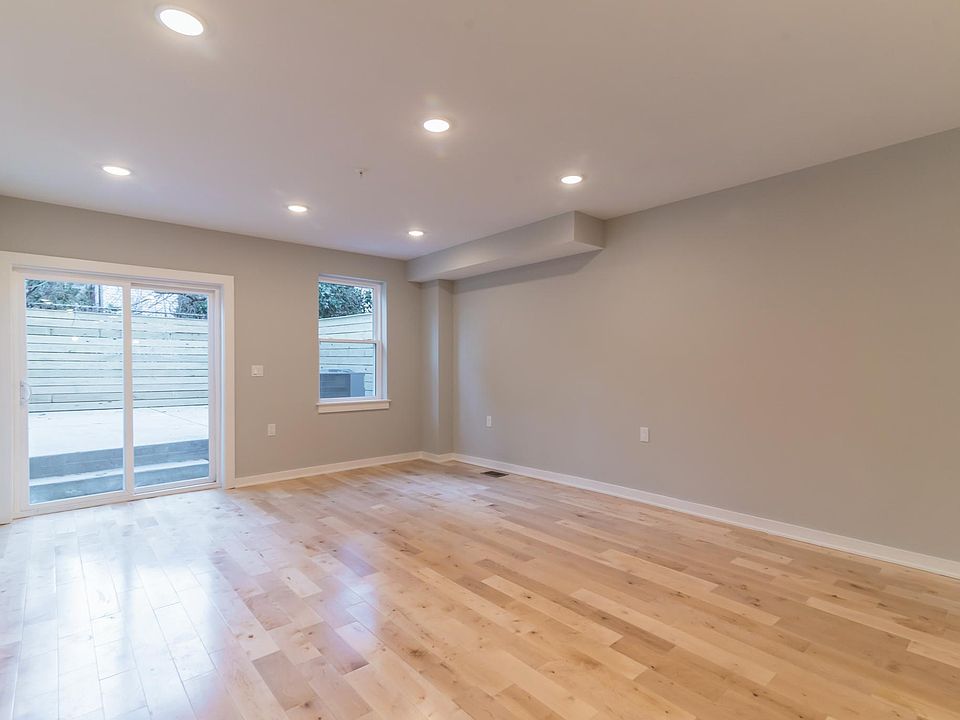 1st image of 1514 N 26th St #1