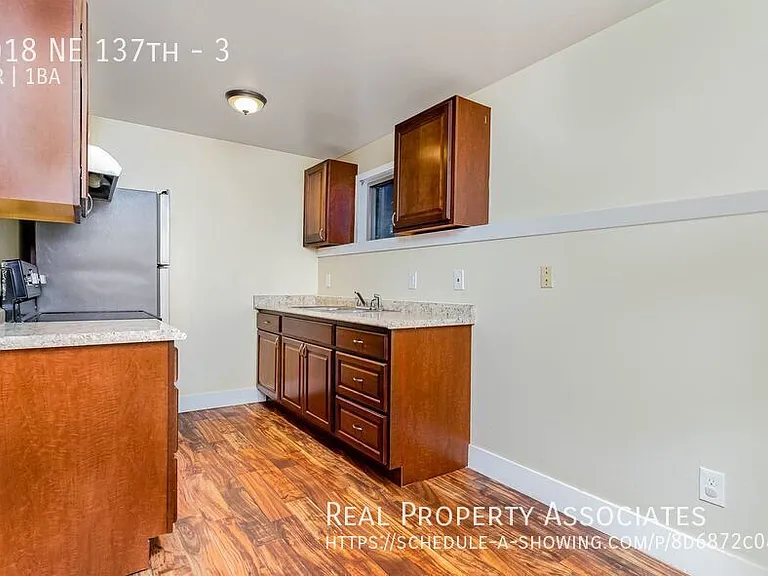 3018 NE 137th St #3 — Photo 9