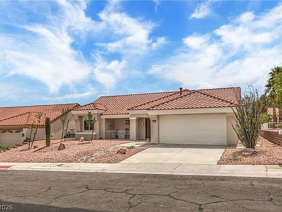 3rd image of 9529 Ruby Hills Dr