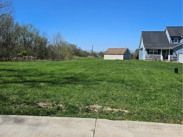 369 Hubbell Cir, Bedford, OH 44146