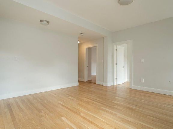 5th image of 31-35 South St #31-11