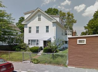 2 Blossom St, Worcester, MA 01609