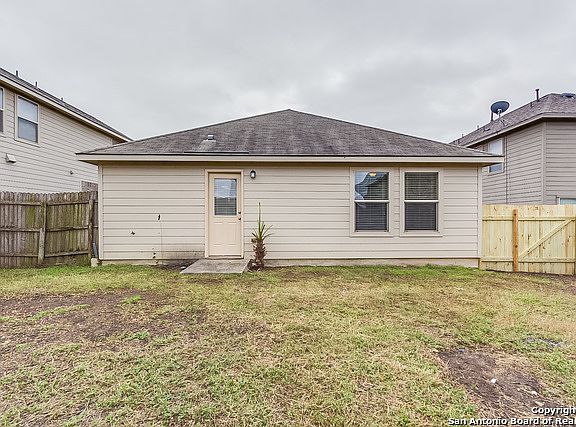 5th image of 6519 Candlearch Cir
