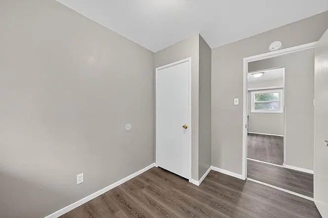 416 Crawford Rd — Photo 2