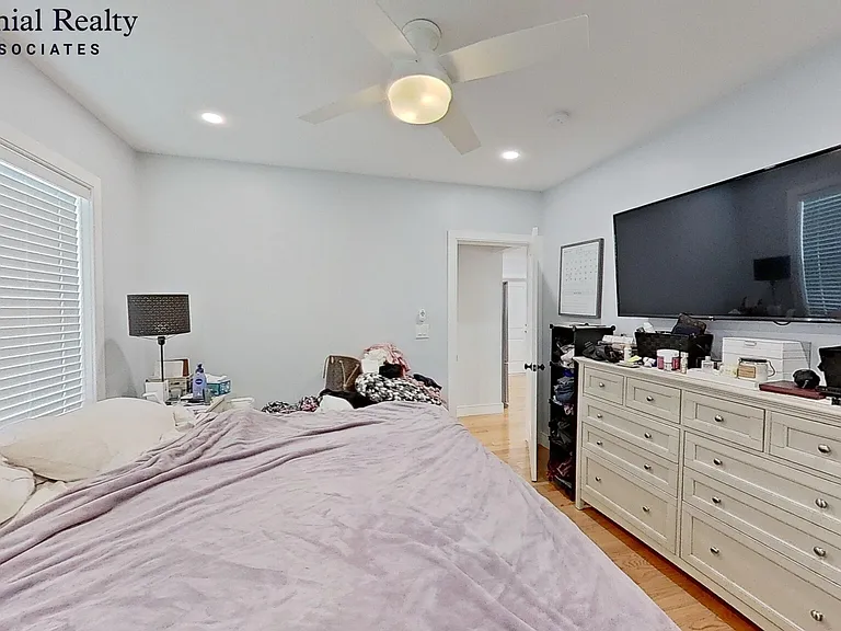 28 Woodrow Ave #2 — Photo 16
