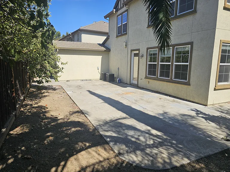623 W Las Brisas Dr — Photo 36