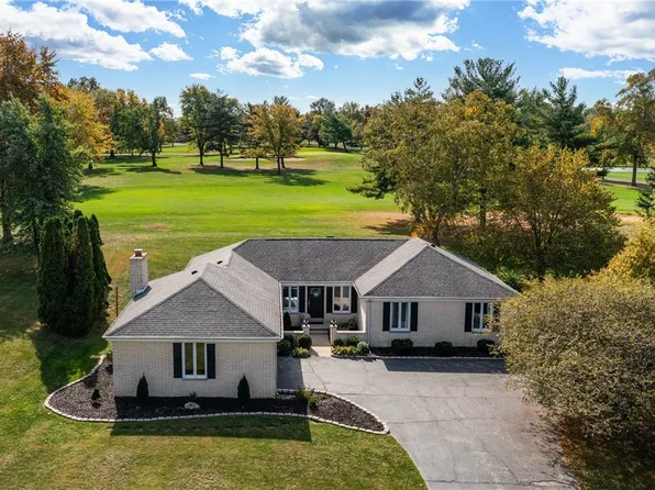 7478 Old State Rd, Mattoon, IL 61938