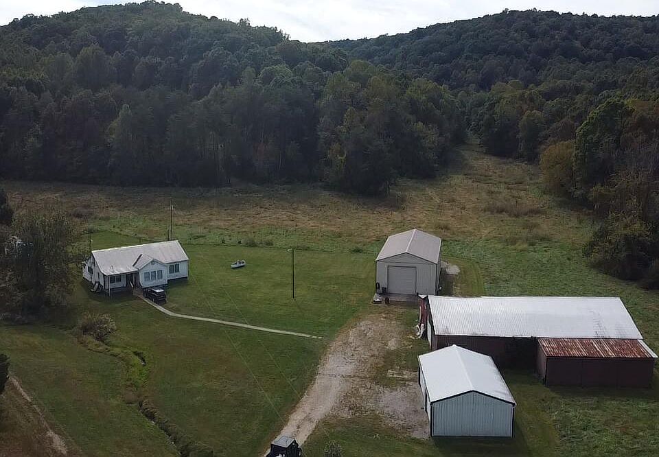 1st image of 698 Flood Hollow Rd
