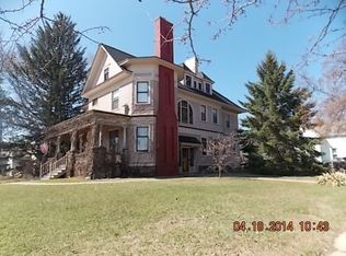 912 Macfarlane Rd, Portage, WI 53901