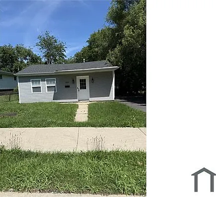 1510 Fairview Ave — Photo 1