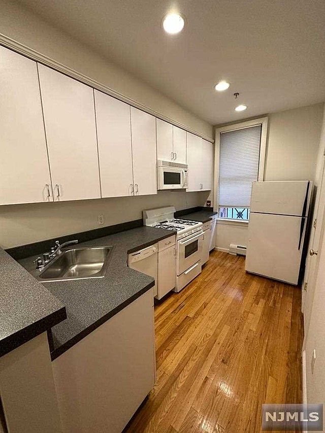 358 3rd St, Hoboken, NJ 07030 MLS 23022191 Zillow