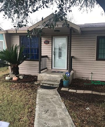 2nd image of 655 Brunswick Blvd