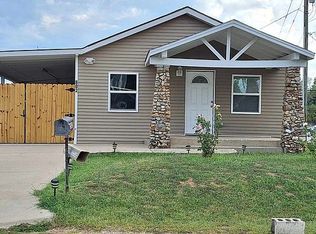 802 E Delaware St, Siloam Springs, AR 72761