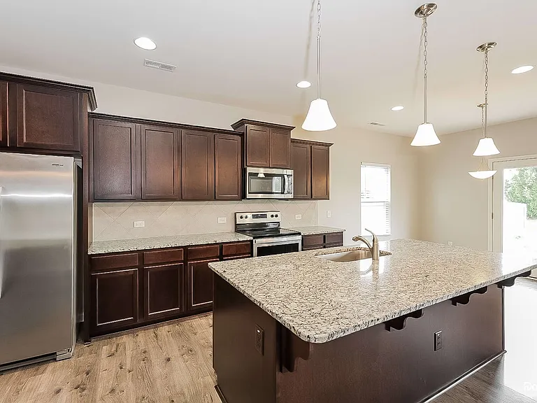 5108 Shorthorn Way — Photo 4