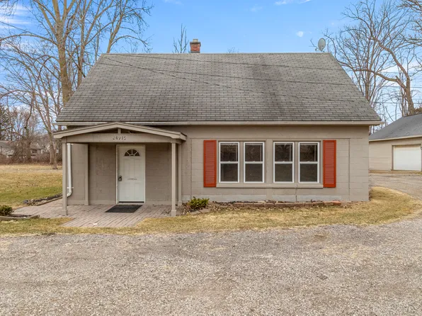 24915 Saint Paul Blvd, Harrison Township, MI 48045