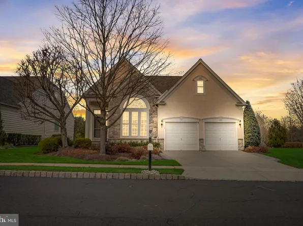 10 Dillon Way, Washington Crossing, PA 18977