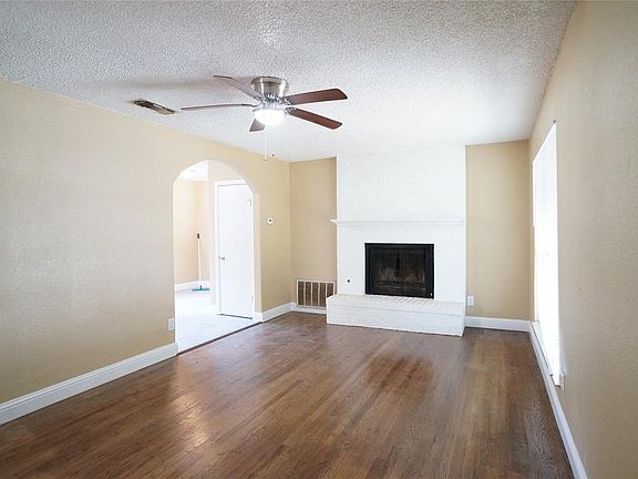 4th image of 1515 Dale Pl