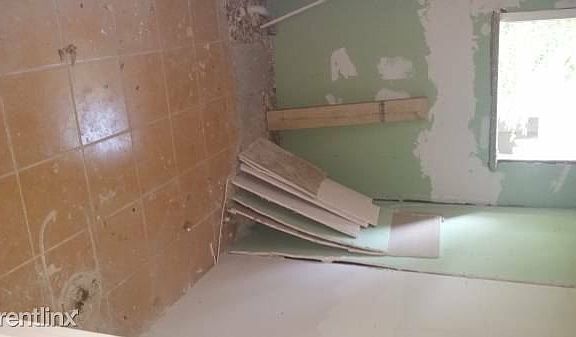 00U0U_7CNg3dBb50C_600x450