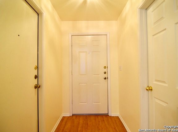 2nd image of 3042 Pine Valley Dr