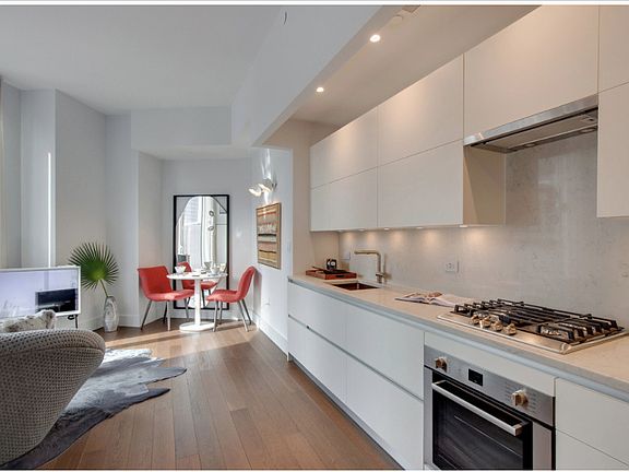 3rd image of 222 E 44th St APT 37M