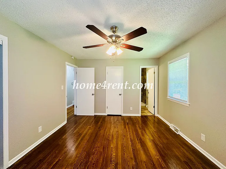 7421 Hardy Ave — Photo 20
