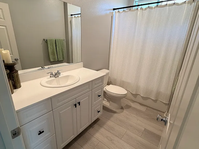 385 Eureka Dr — Photo 6