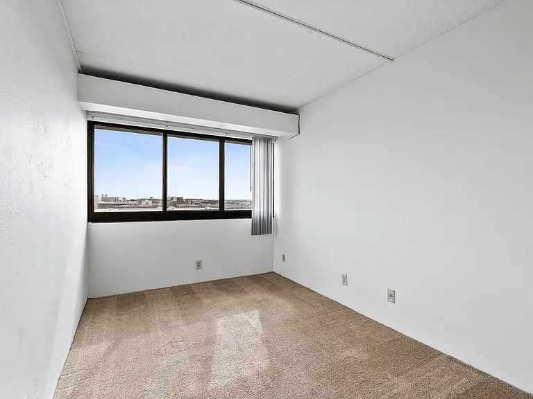 Chateau Student Housing Cooperative — Photo 102