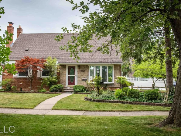 16197 Windermere Cir, Southgate, MI 48195
