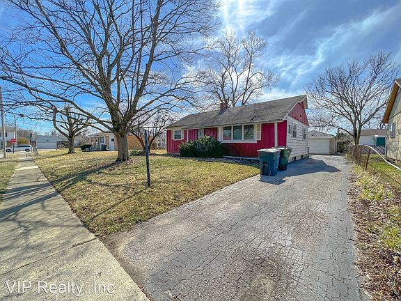 3rd image of 2093 Jane Ave