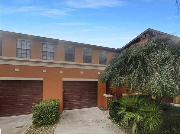 1043 Blackwater Dr, Zephyrhills, FL 33543