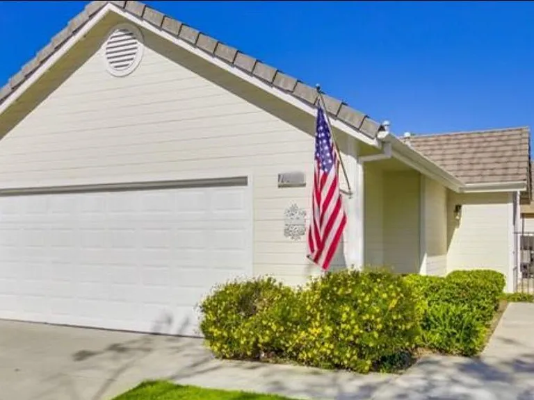 10466 Rancho Carmel Dr — Photo 1
