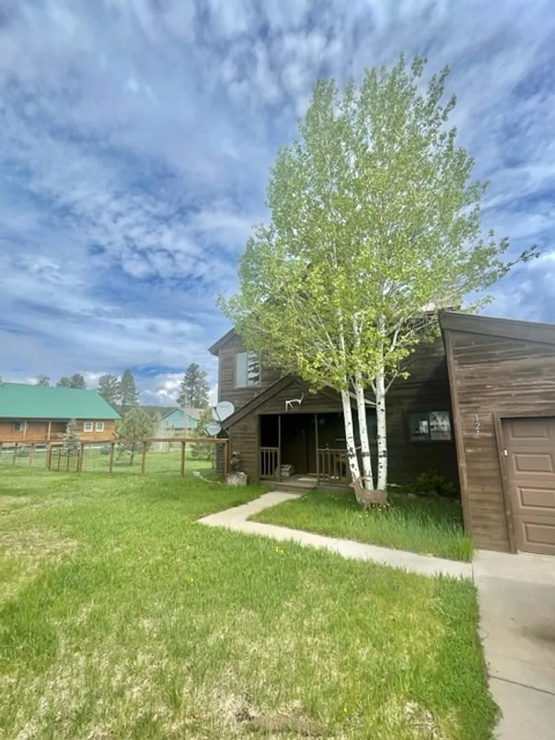 Building Photo - 127 Morro Cir