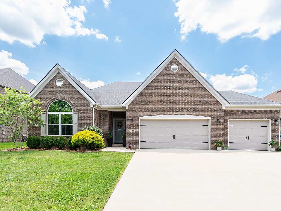 1st image of 136 Inverness Dr
