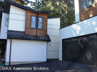 1517 NE 102nd St #A, Seattle, WA 98125