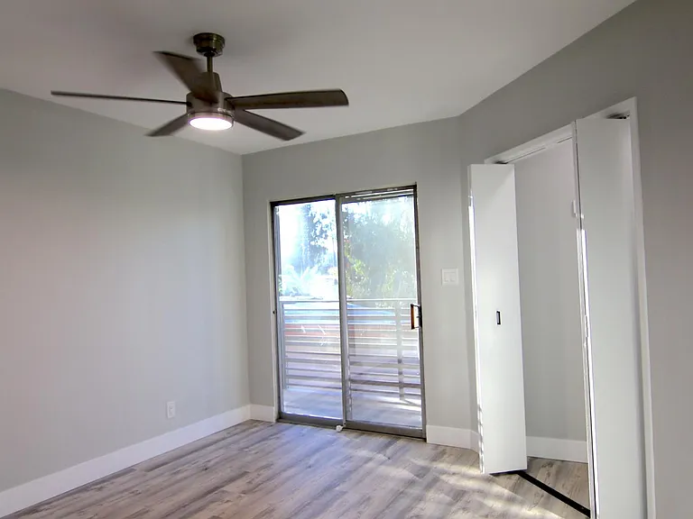 120 Roswell Ave #12 — Photo 81