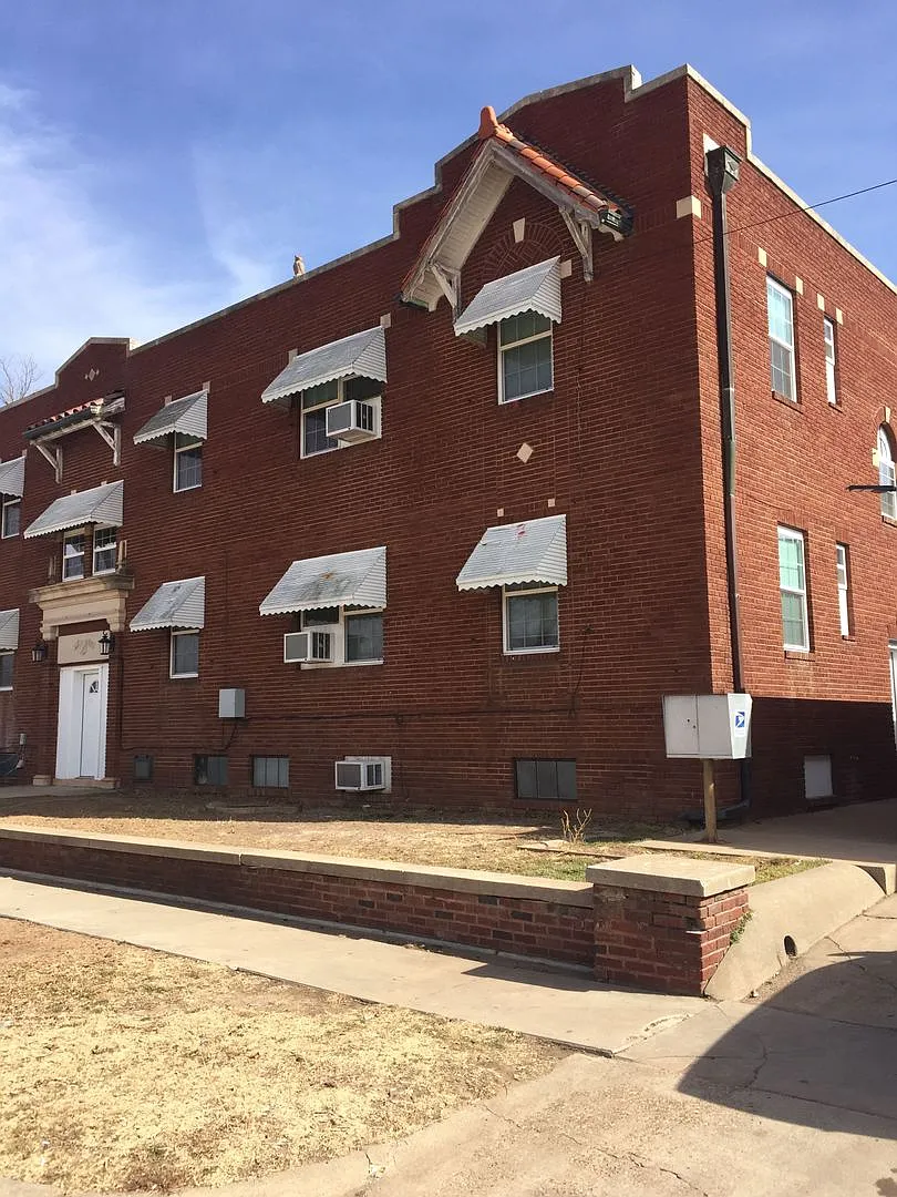 1201 Apt K — Photo 1