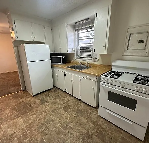 334 Maryland Ave — Photo 4