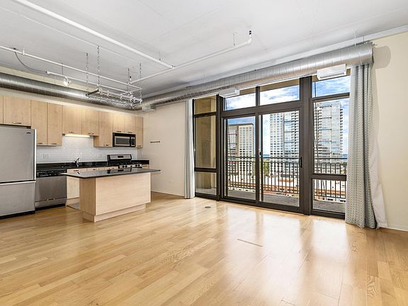 3rd image of 212 E Cullerton St APT 1203