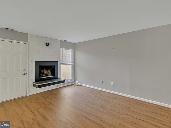 5th image of 3827 El Camino Pl #13