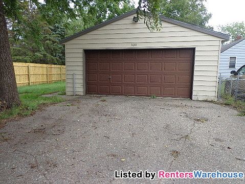 2nd image of 1011 Washington Memorial Dr